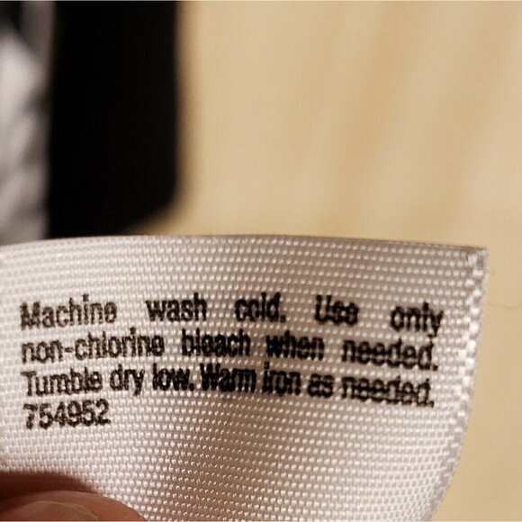 A.N.A Womens Petite Black Yellow Floral Stretchy Halter Top Tye XLP - Picture 6 of 6